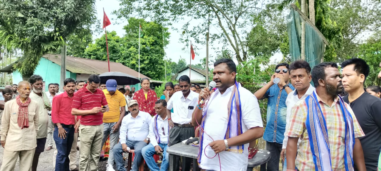 উত্তরবঙ্গের প্রতিটি চা বাগানে গেট মিটিংয়ে শামিল তৃণমূল চা বাগান শ্রমিক সংগঠন