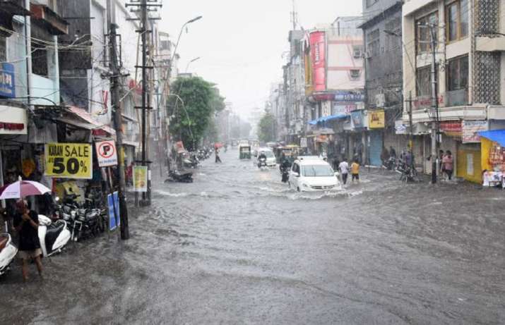 উত্তরে জারি ভারী বৃষ্টির সতর্কতা