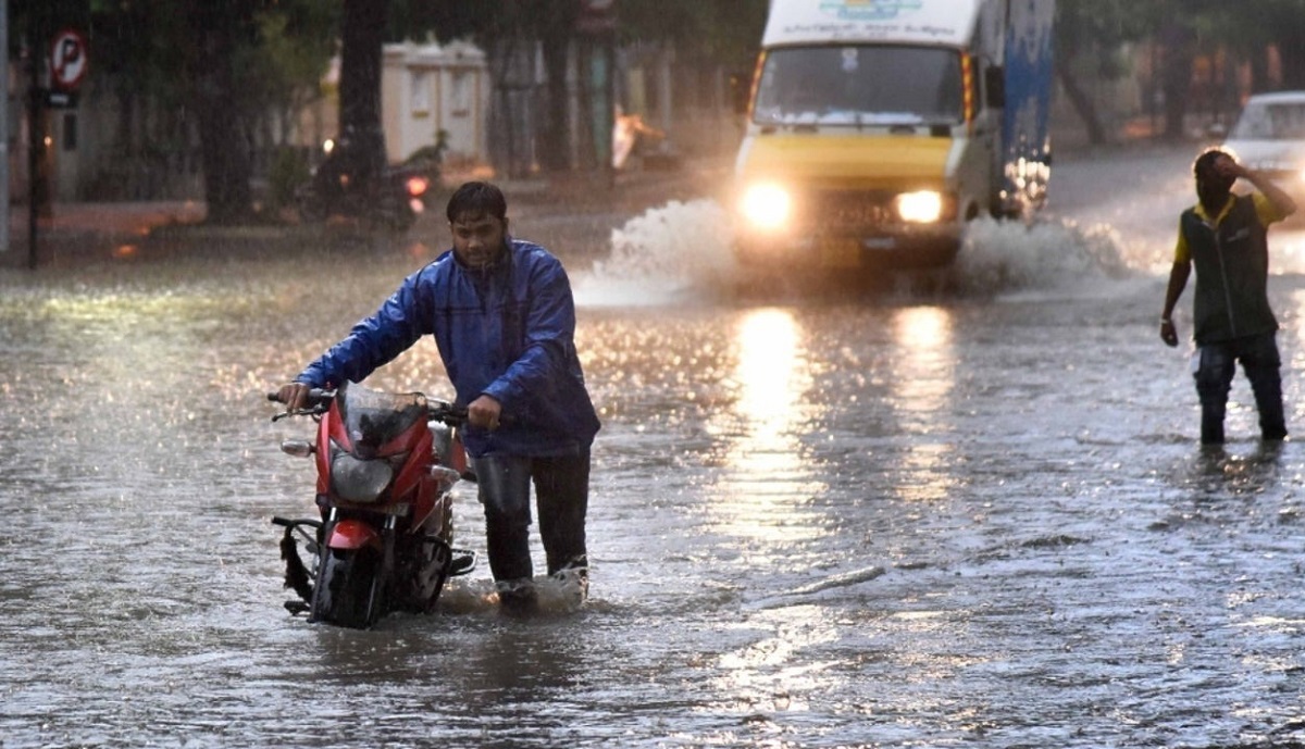 লাগাতার বৃষ্টির কারণে ফুঁসছে তিস্তা সহ অন্যান্য নদী