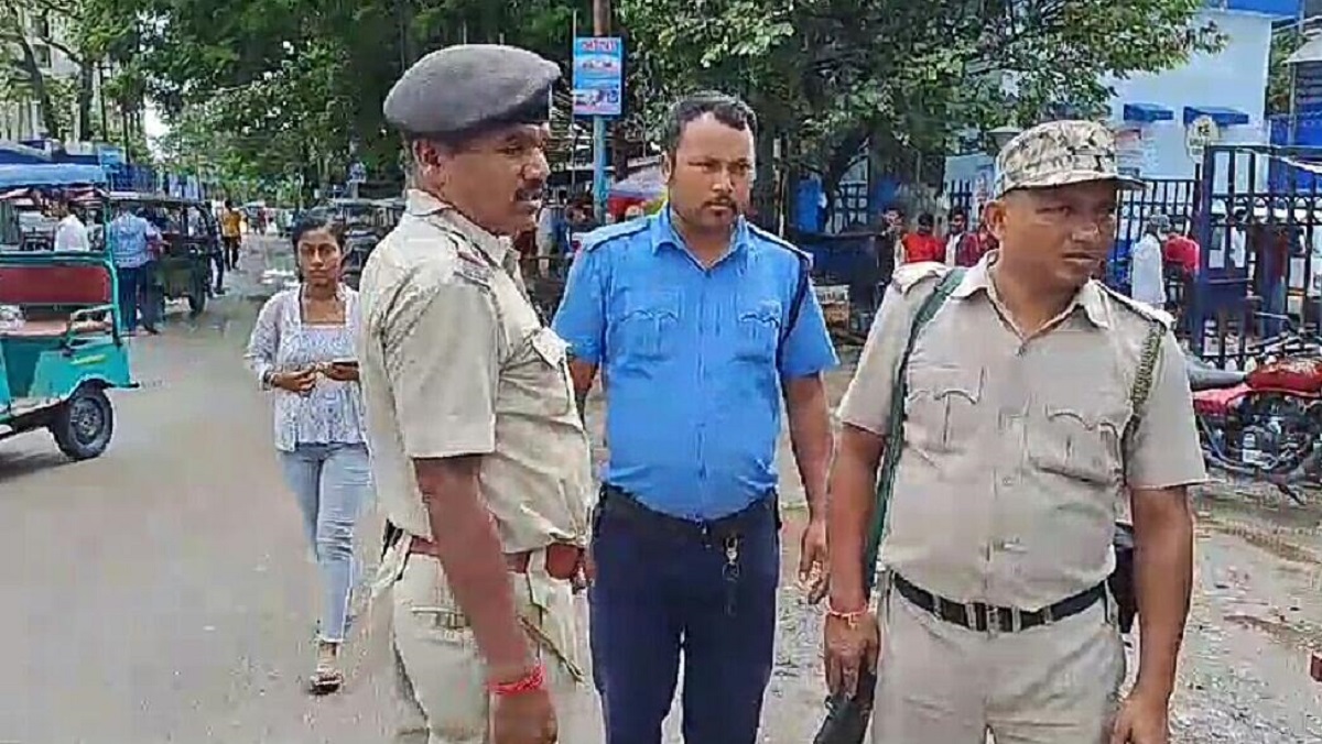 এবার অ্যাপের মাধ্যমে চলবে পুলিস কর্মীদের উপর ‘নজরদারি’